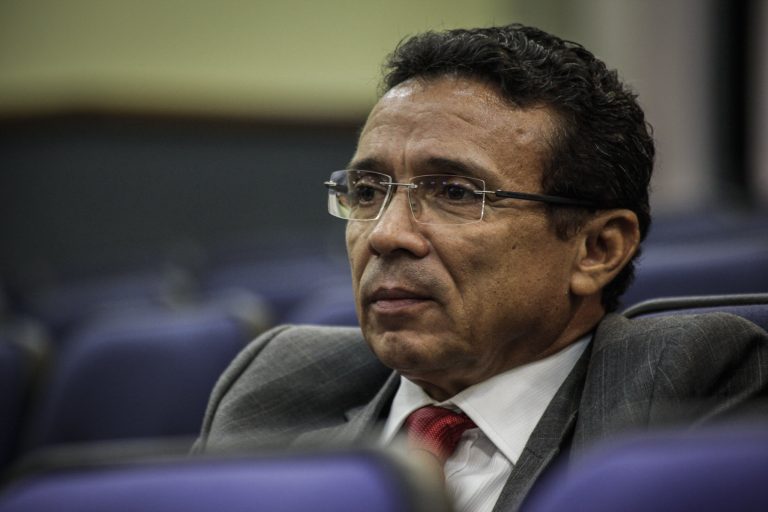 Demissão por ilícito administrativo, que também é crime militar, tem prazo prescricional maior