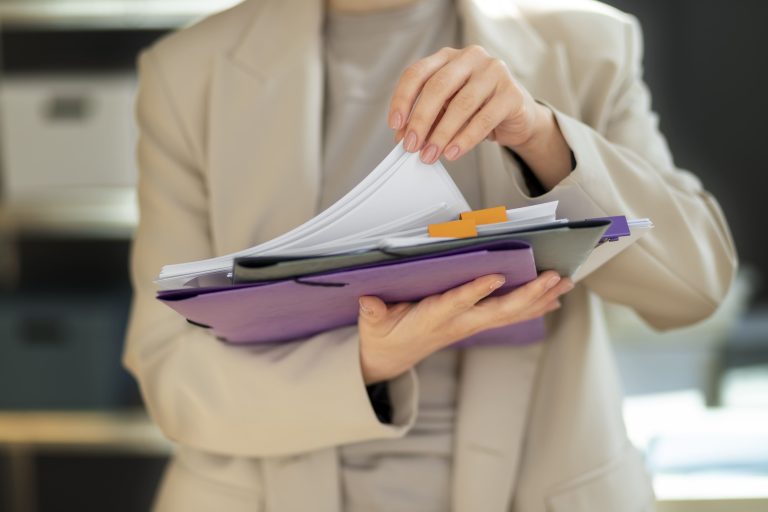 Vedação de acesso a procedimento administrativo não pode ser debatido em Habeas Corpus