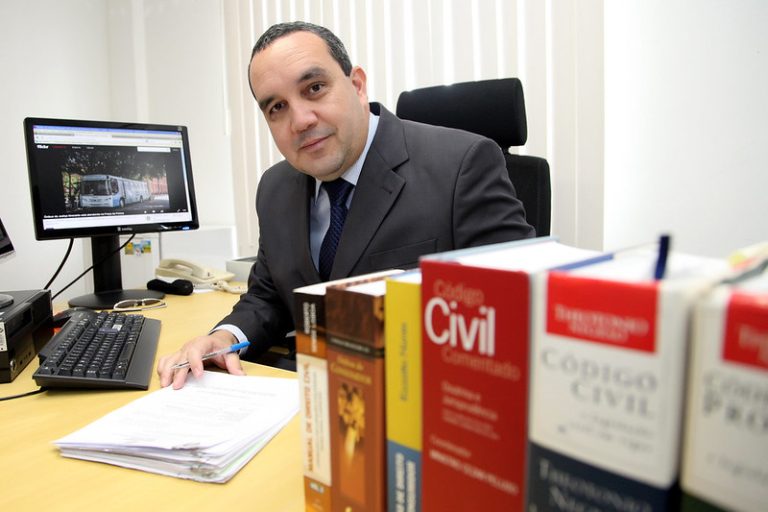 Falsa promessa de redução de juros condena agência financeira a indenizar cliente