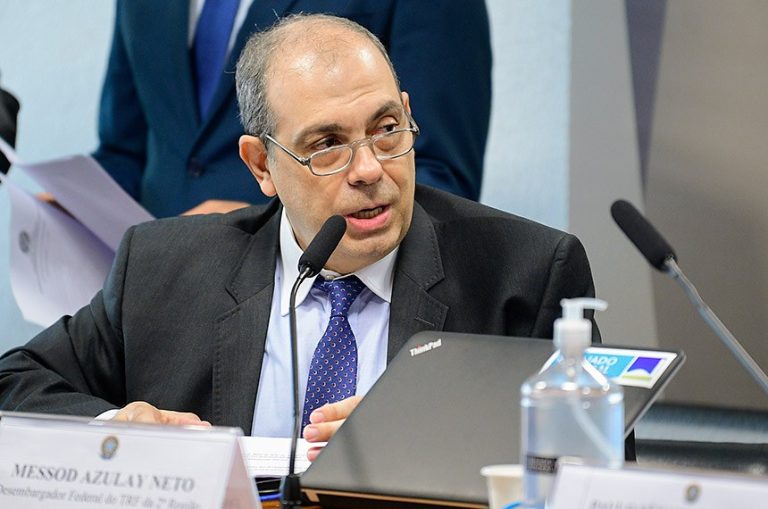 STJ anula provas contra réu revistado por atitude suspeita de olhar lojas