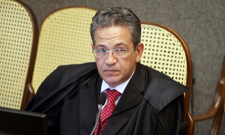STJ fixa que  ICMS recolhido em substituição tributária não gera créditos para Pis/Pasep e Cofins
