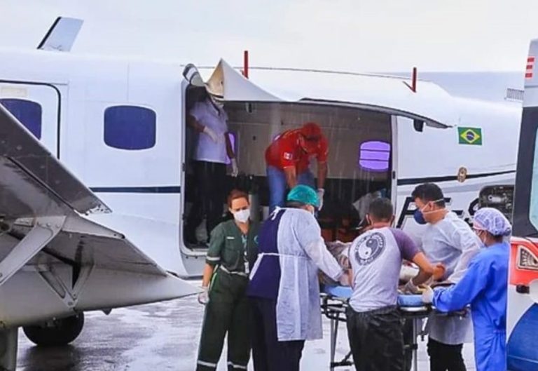 DPE-AM garante na justiça transporte aéreo para idoso indígena fazer tratamento fora do domicílio