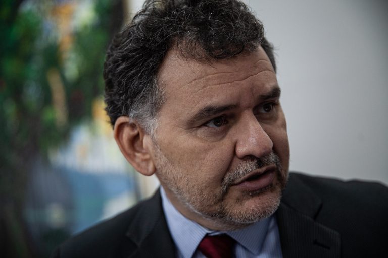 Vara do Meio Ambiente agenda citação pessoal de moradores do Beco Airão para 21 de junho