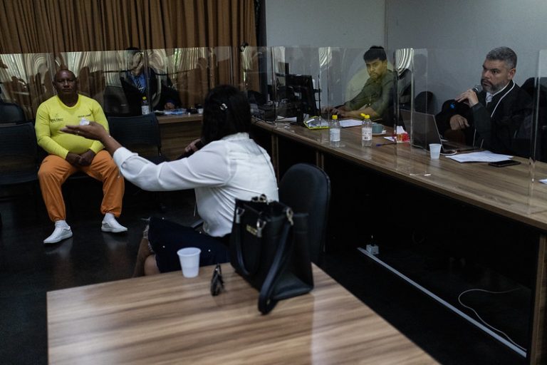 Homem que matou amigo com uma cadeirada é condenado a 23 anos de prisão em Manaus