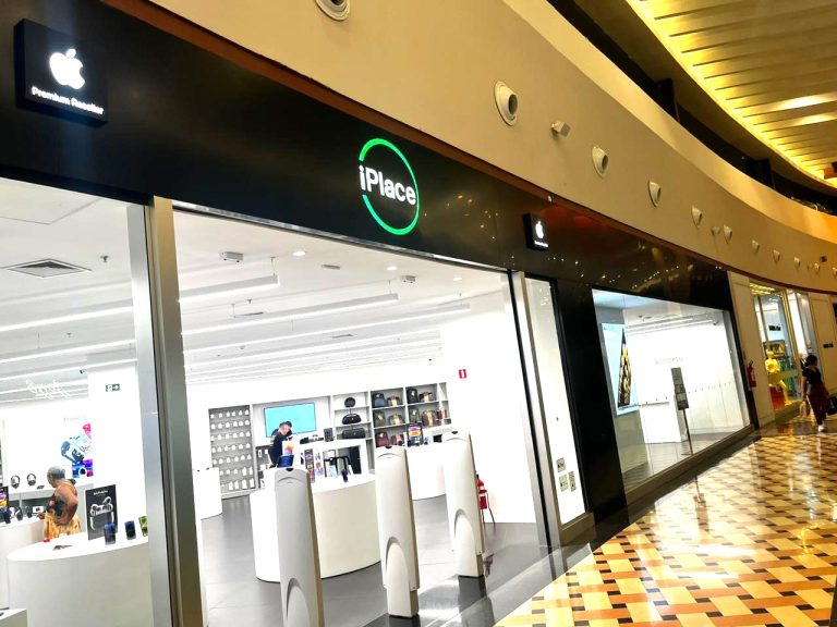 Iplace deve indenizar consumidor por vender iphone sem carregador em Manaus