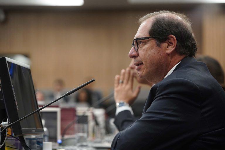 CNJ determina abertura de PAD contra magistrado do Amazonas