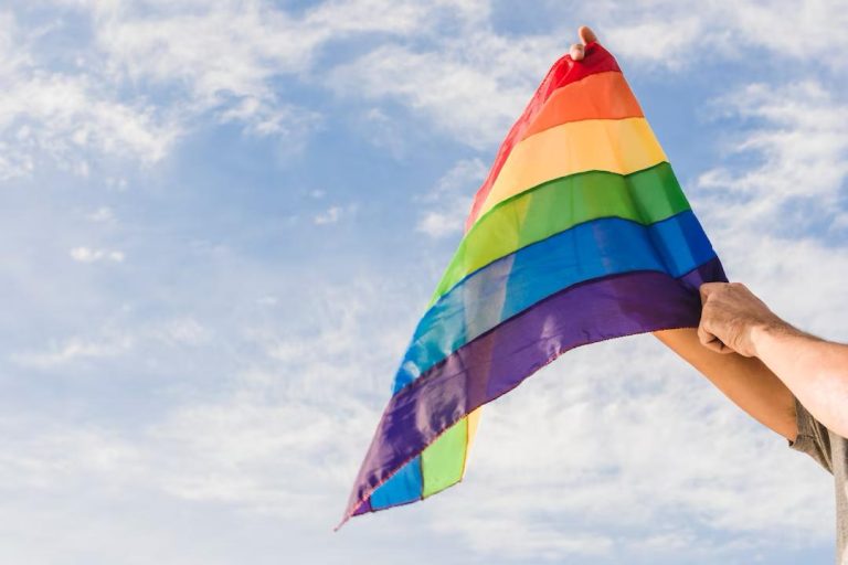 STF reconhece ofensas contra comunidade LGBTQIA+ como injúria racial