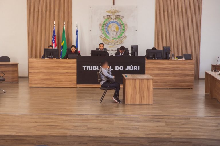 Acusado de matar e queimar corpo da companheira é condenado em Manaus