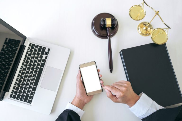 Vivo deve indenizar por descontar serviços digitais sem a anuência do cliente