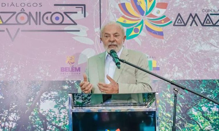 Lula defende resultado da Cúpula da Amazônia e seu documento final