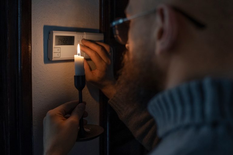 Concessionária de energia recorre e obtém minoração de danos morais devidos à pessoa jurídica