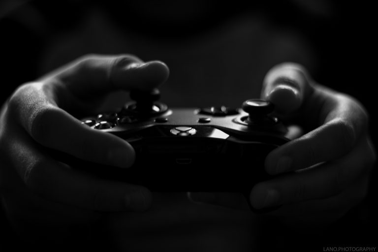 Golpista com queda para jogos tem pena mantida ao comprar playstation com cheque roubado