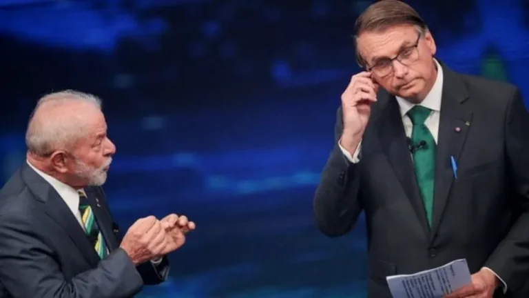 TSE multa Bolsonaro por impulsionar site com link para propaganda negativa de rival