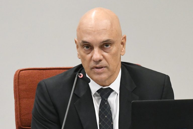 Bloqueio de Whats App por ordem judicial será examinado na forma presencial pelo STF