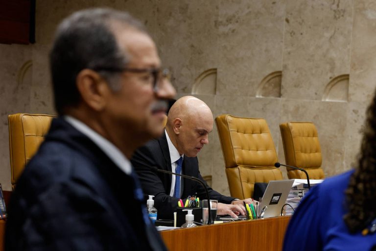 Advogado pede a Moraes que se declare suspeito para julgar atos de 8 de janeiro
