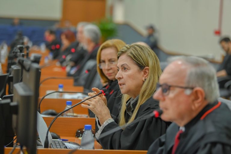 Tribunal rejeita recurso do Município de Maués/AM em caso de reintegração de servidores