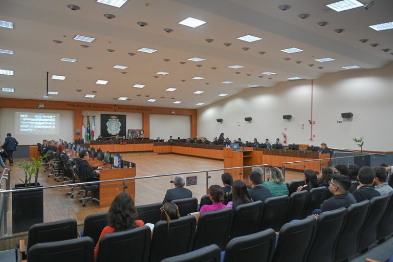 É exigível cobrança de ICMS em deslocamento de produtos de mesmo contribuinte para venda