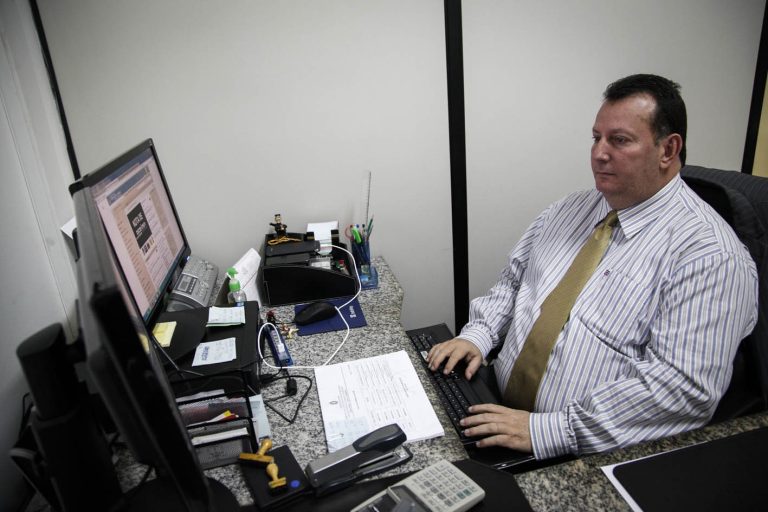 Juiz determina a Município que mantenha aluno especial acompanhado por especialista