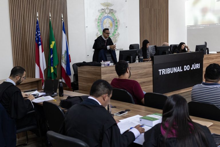 Justiça condena três homens que tentaram matar a vítima após discussão durante um culto religioso