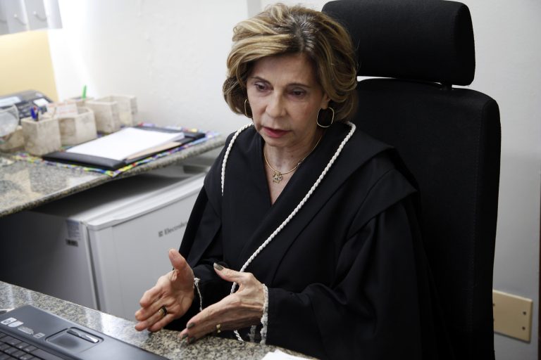 Não impugnar contrato eletrônico feito com Banco pode revelar que cliente contratou serviços