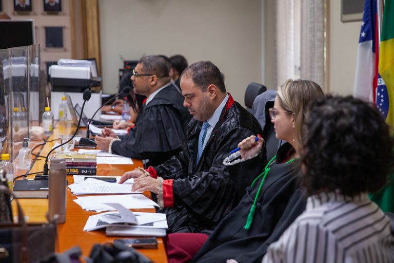 Em Manaus, homem é condenado por matar filha de 15 anos por vingança contra sua ex-companheira