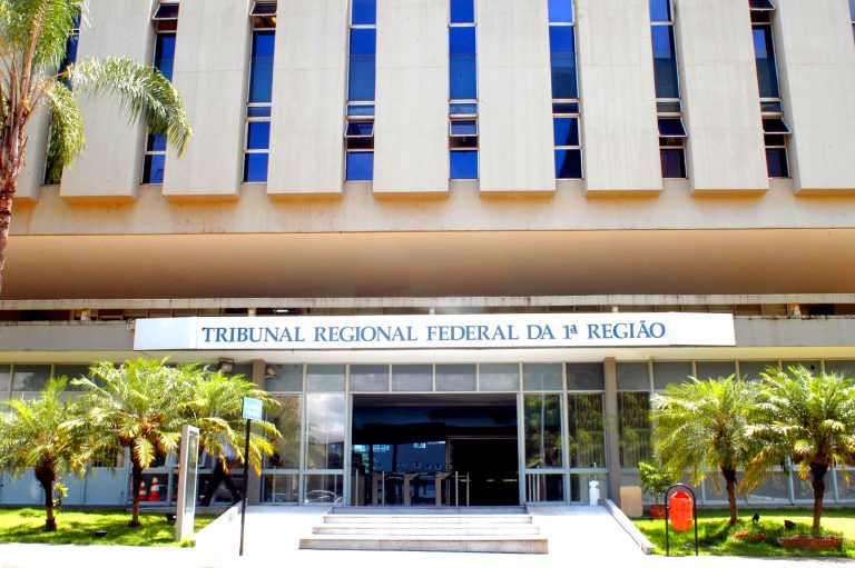 Trabalhador exposto a condições prejudiciais à saúde tem direito à aposentadoria especial