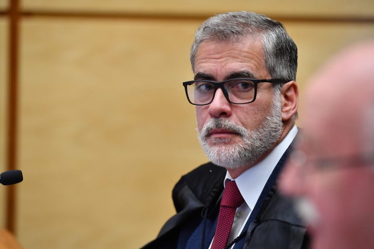 Ministro do STJ externa preocupação em Promotor ser punido por seguir precedentes do STJ