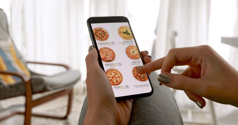 IFood e Habibs devem indenizar consumidor por propaganda enganosa de ofertas em produtos