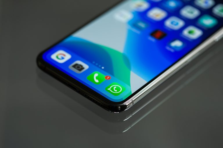 Acusado de ameaçar ex-namorada pelo Whatsapp tem recurso negado