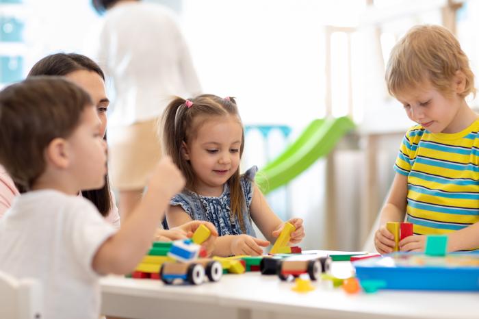Criança com Síndrome de Down ganha direito de permanecer na educação infantil