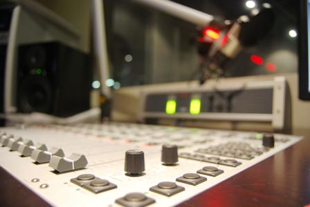 ESTUDIO_DE_RADIO