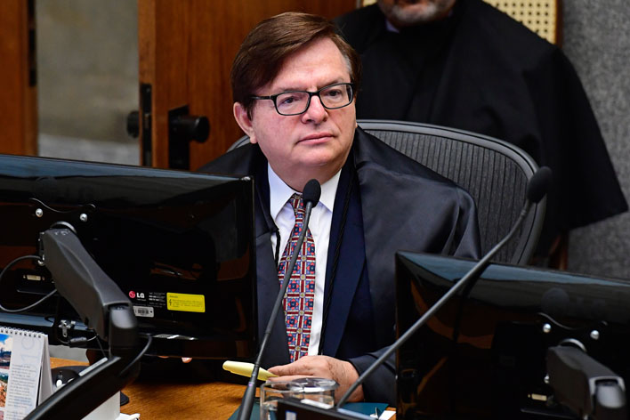 STJ mantém decisão que manda FCECON  aprimorar Laborátorio Clínico do Amazonas