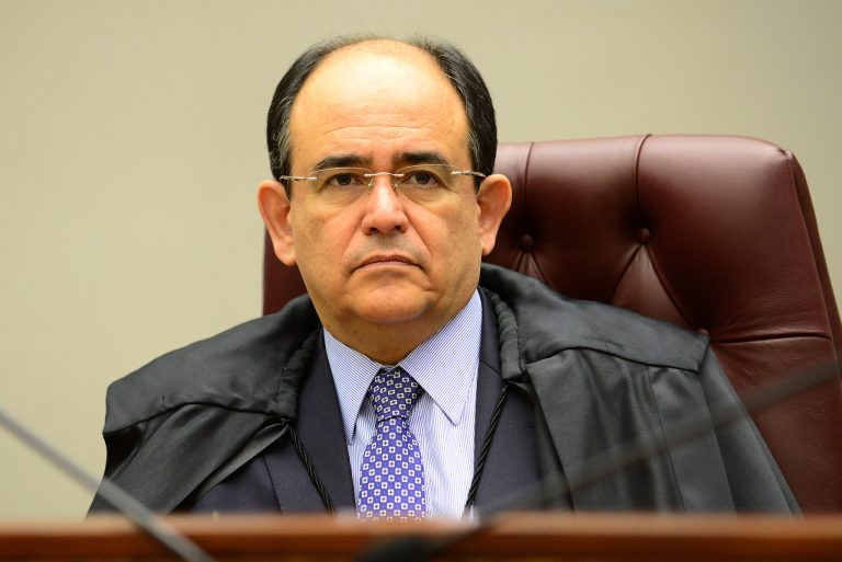 Ministro manda reexaminar processo que apura causas de acidente do Porto Chibatão