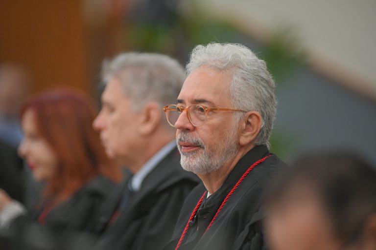 Justiça mantém decisão que anulou ato de transferência de policial por motivação genérica