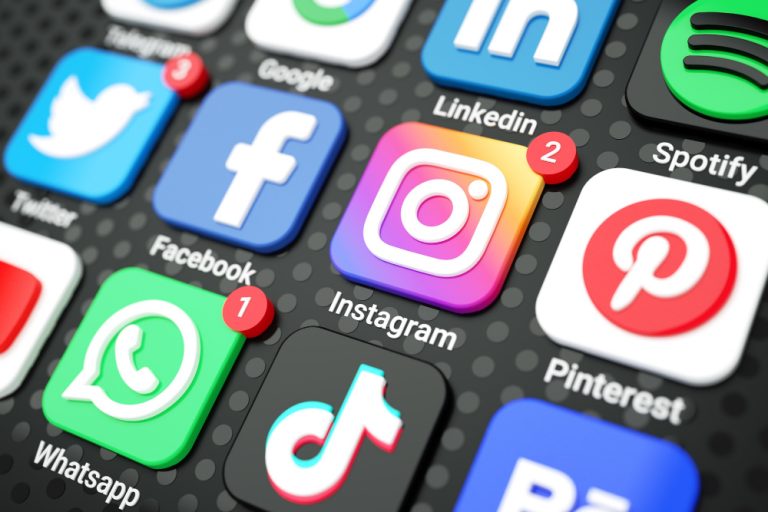 Justiça do Amazonas reconhece falha do Facebook em recuperar conta hackeada e manda indenizar usuária