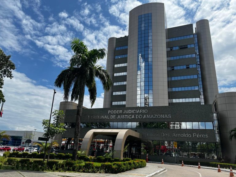 TJAM convoca estagiários de Direito para admissão e atuação no interior
