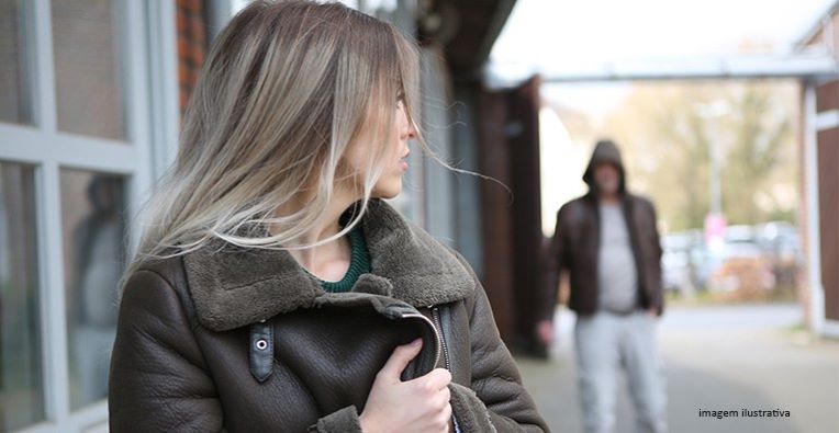 Obsessão amorosa e reiterada é punida não só com prisão. Também se paga danos  à vítima