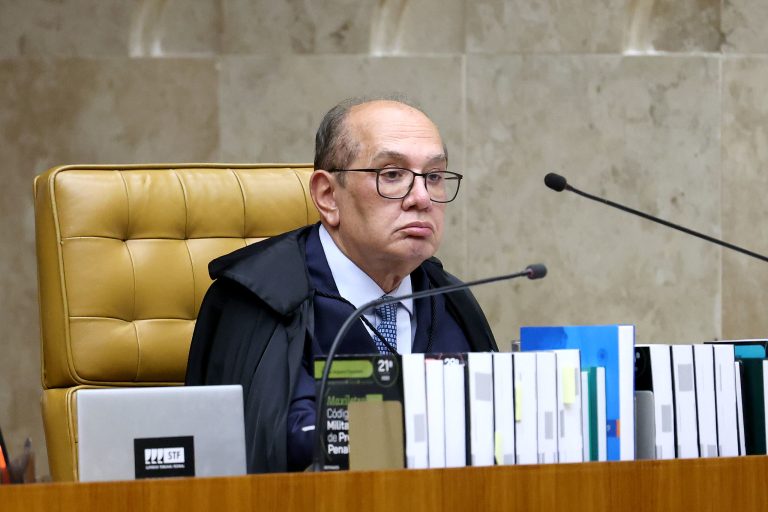 Ministro Gilmar Mendes defende ampliação do foro especial após mandato de autoridades
