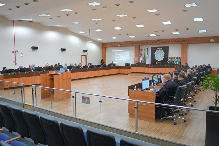 TJAM analisa se é necessário intimar para extinguir processo por falta de pagamento de custas