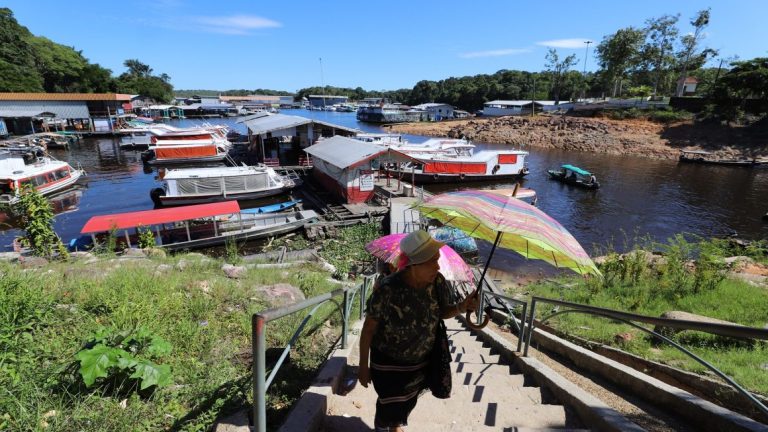 Defensoria Pública do Amazonas institui GT para defesa de vulneráveis no caso dos Flutuantes