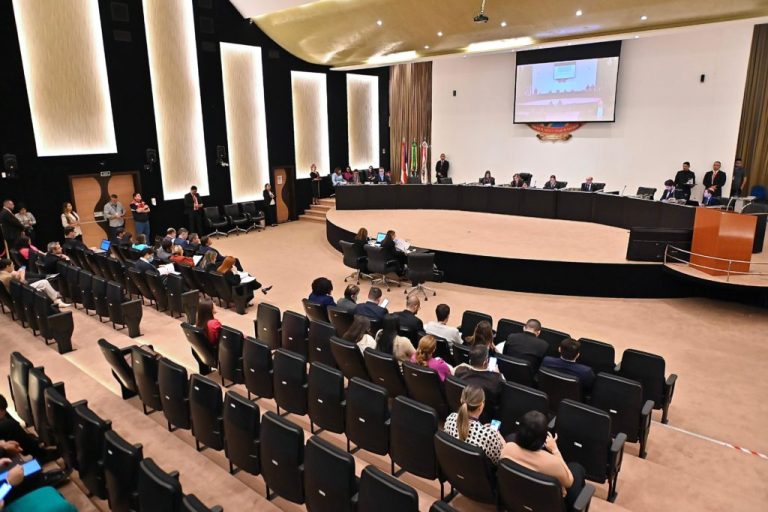 Corte de Contas do Amazonas manda que ex-gestor de município devolva recursos por irregularidades