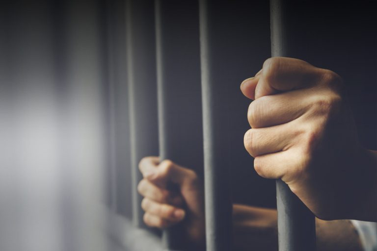 TRF1 mantém a prisão preventiva de acusado de participar de tentativa de homicídio contra policial federal