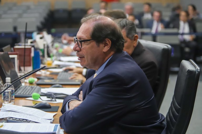 Juiz de Roraima é afastado por atuação negligente em processos de saúde pública