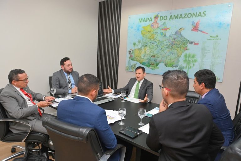 Tribunal de Justiça e Município debatem regularização de áreas urbanas em Manaus