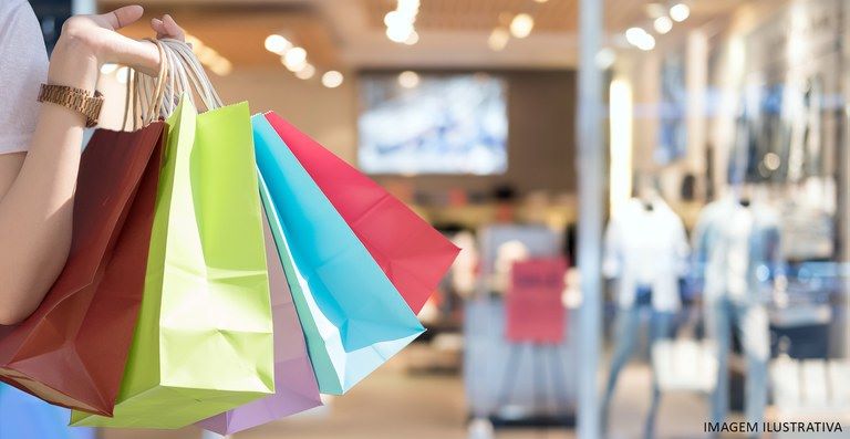 Loja é condenada por submeter consumidora a situação vexatória