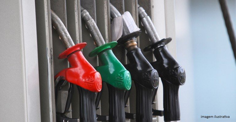 bomba de gasolina