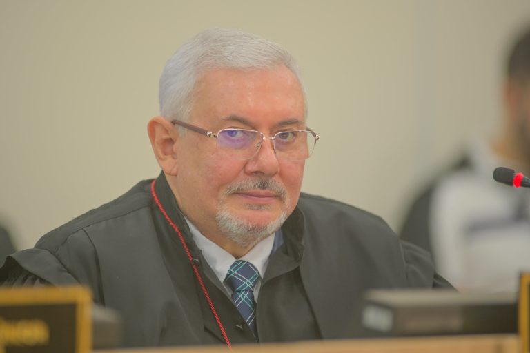 Provedor que oferece comunicação multimídia deve recolher ICMS, decide TJAM