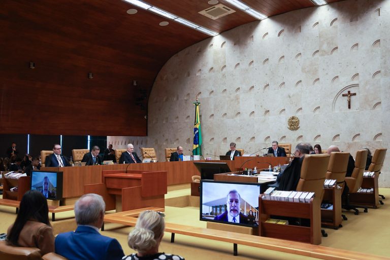 STF avalia se leis que isentam ou limitam honorários de advogados públicos e privados são constitucionais