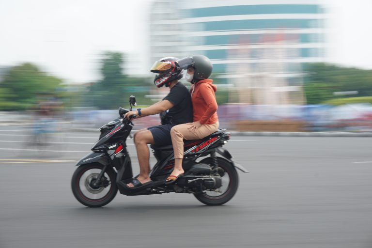 Plataforma 99 é condenada no AM a pagar R$ 10 mil e garantir fisioterapia ilimitada a passageira ferida