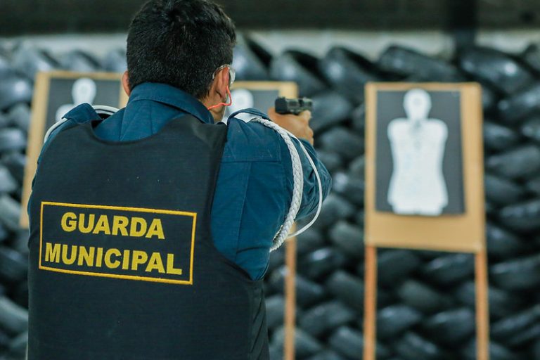 STJ vai decidir se guarda municipal pode entrar em casa sem ordem judicial em caso de flagrante